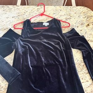 Size 14 Calvin Klein velvet cold should sheath dress